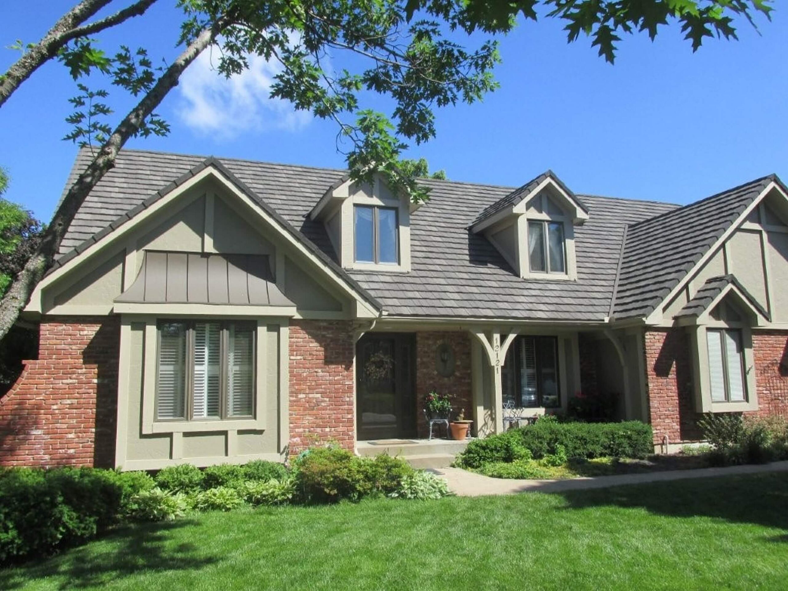 Balmer Roofing & Solar: Premium Stone Coated Steel Roofing Kansas City